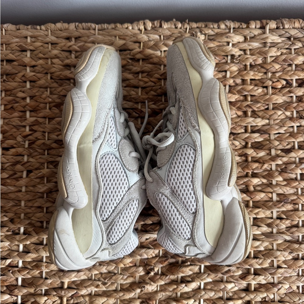 YEEZY 500 Sneakers